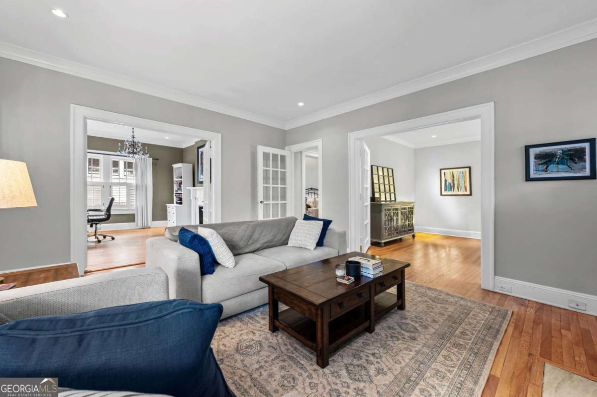 972 Virginia Avenue NE