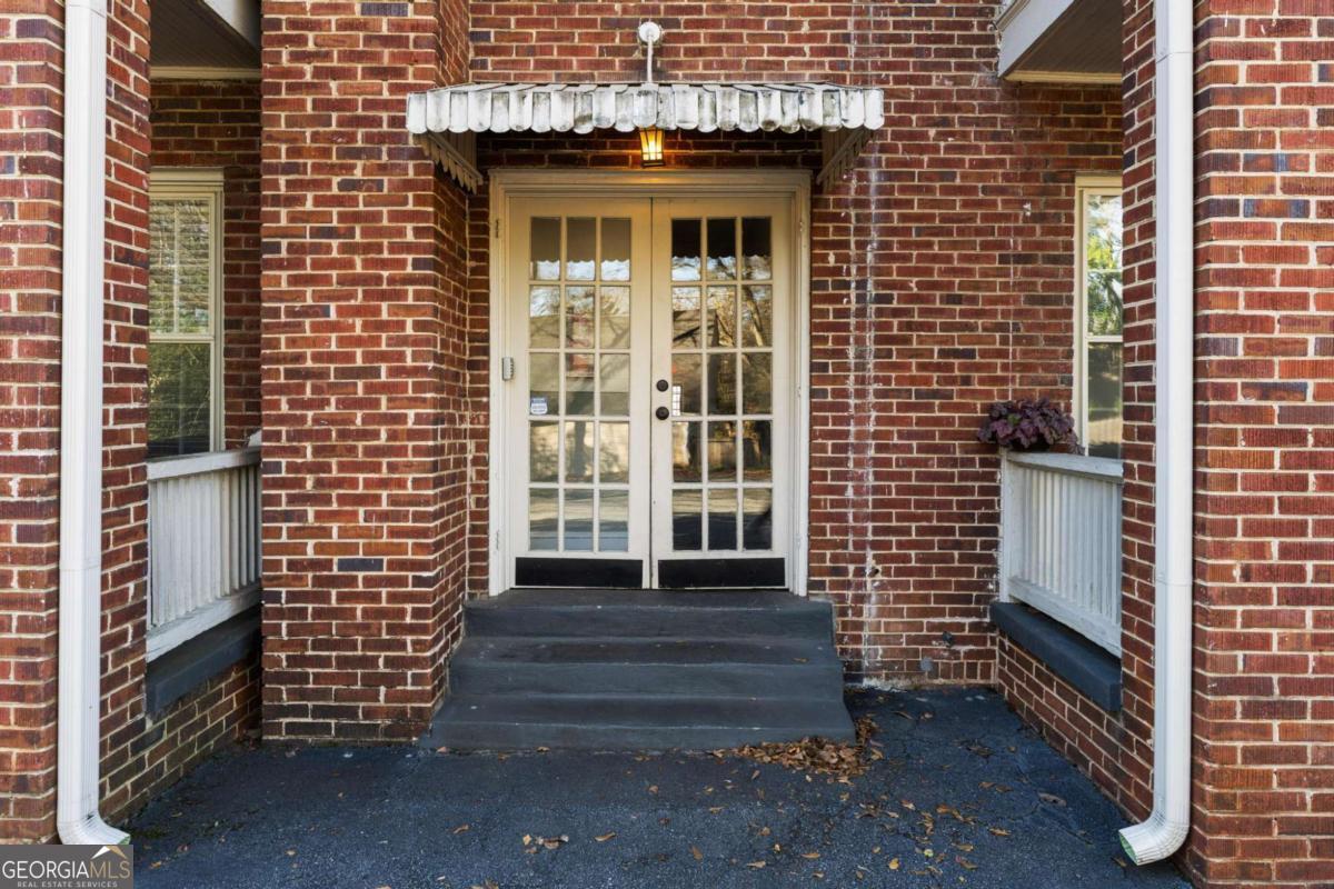 1071 N Highland Avenue NE # 4