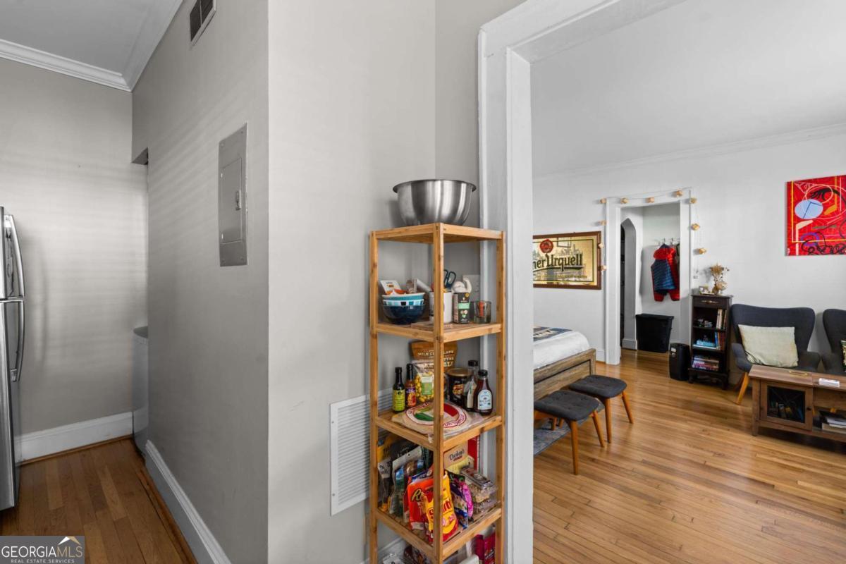 1071 N Highland Avenue NE # 4