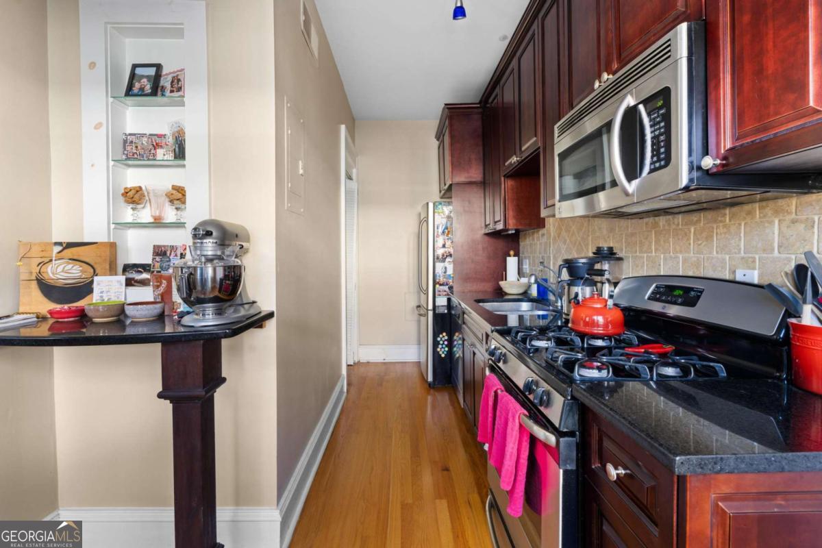 1071 N Highland Avenue NE # 6