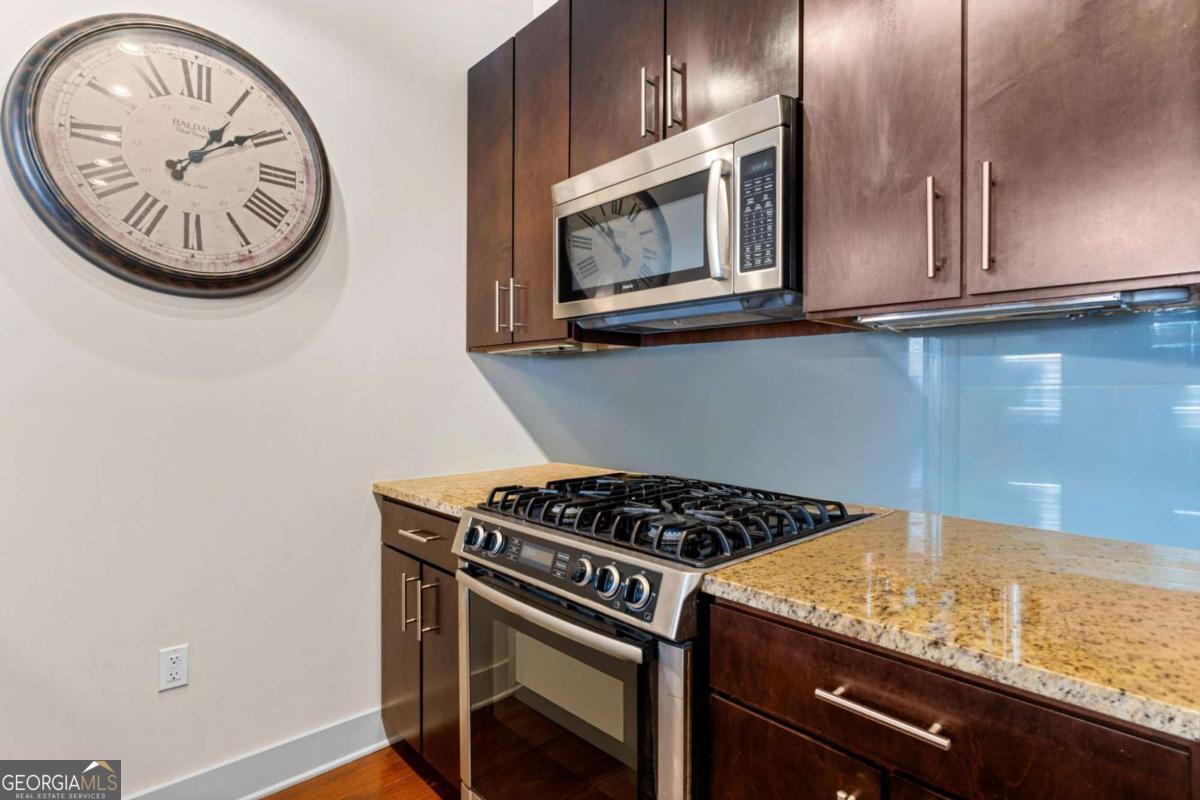 200 N Highland Avenue # 102