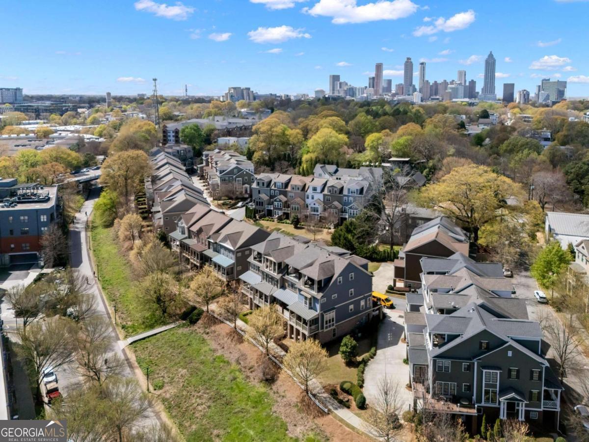 200 N Highland Avenue # 102