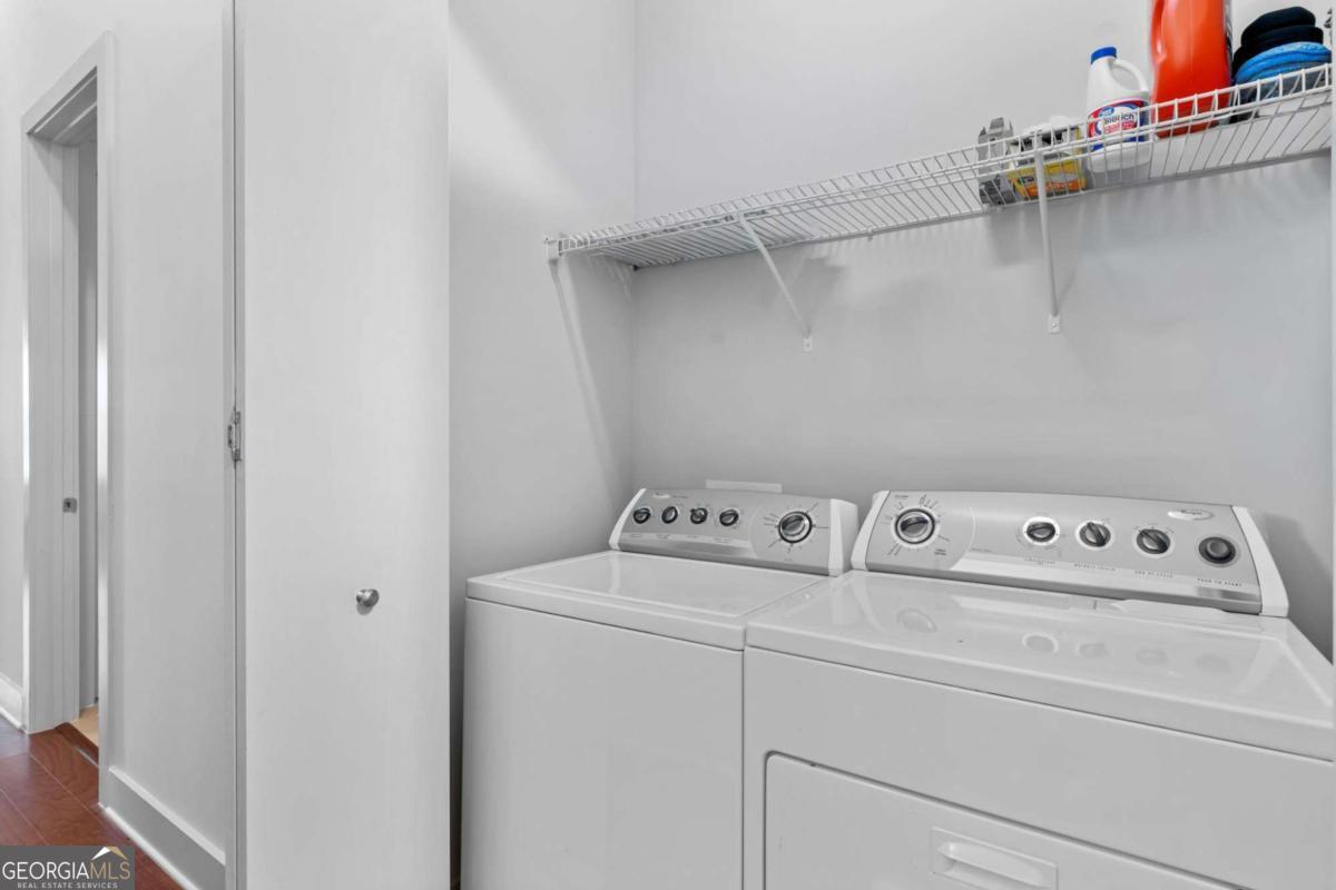 200 N Highland Avenue # 102