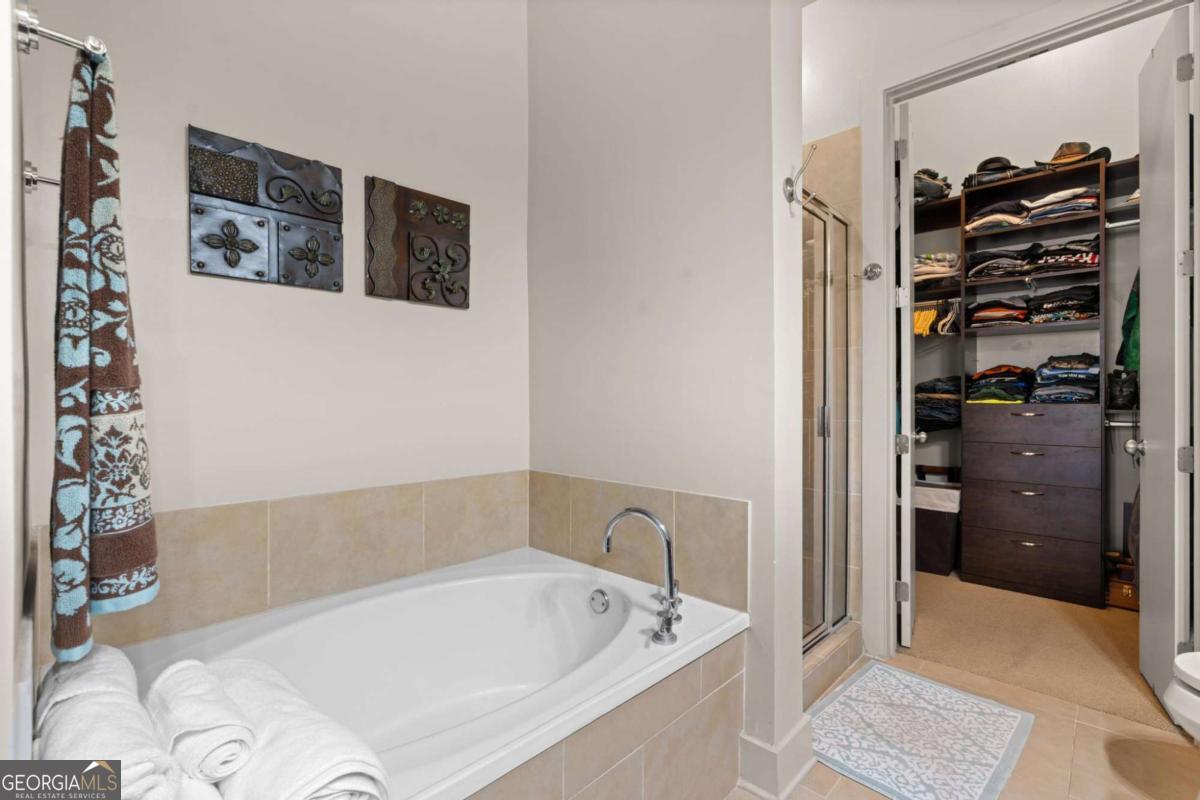 200 N Highland Avenue # 102