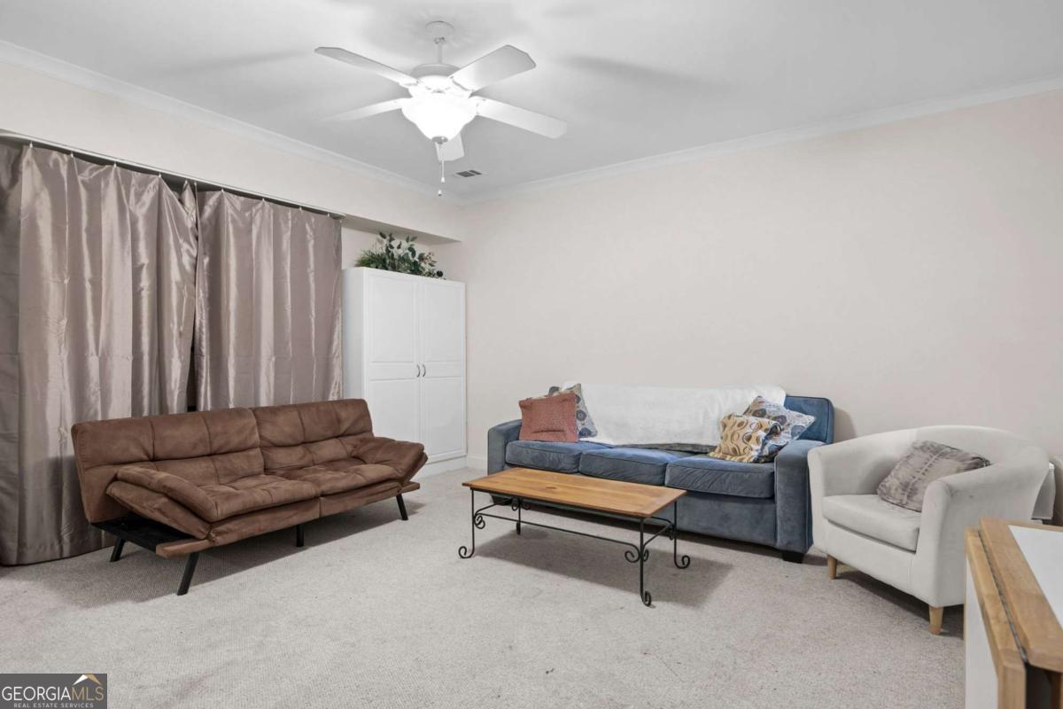 1110 Univerisity Drive NE
