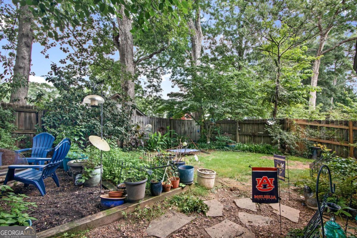 1110 Univerisity Drive NE