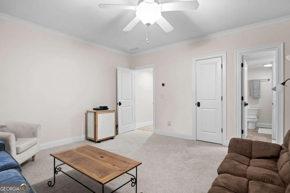 1110 Univerisity Drive NE