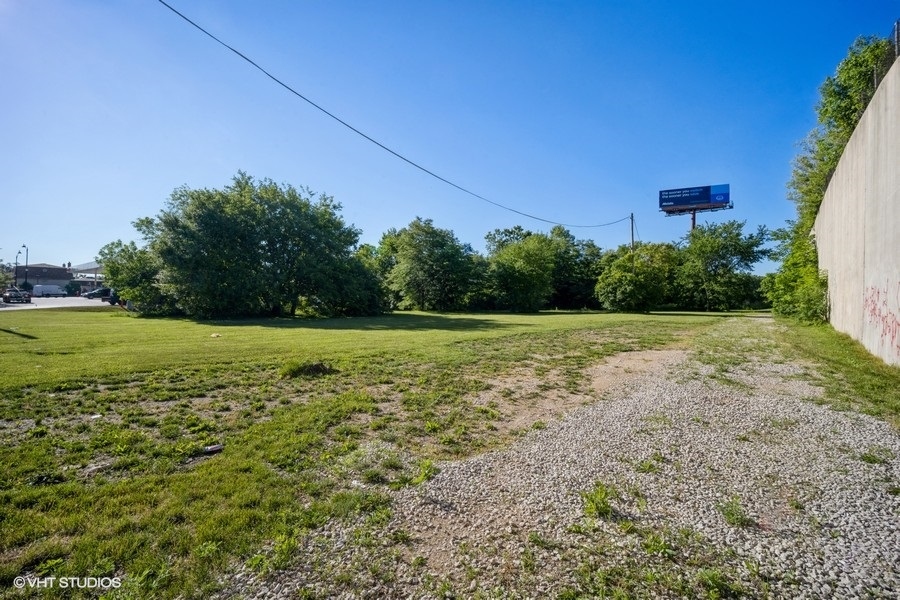 1180 W Irving Park Road