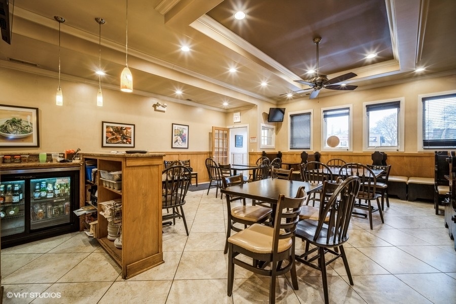 5747 W Higgins Avenue