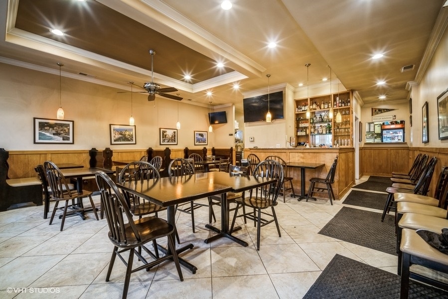 5747 W Higgins Avenue