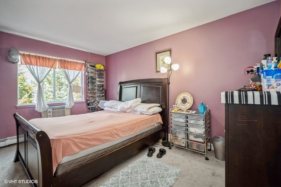 1747 W Chariot Court