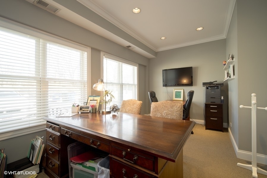 518 E Northwest Highway