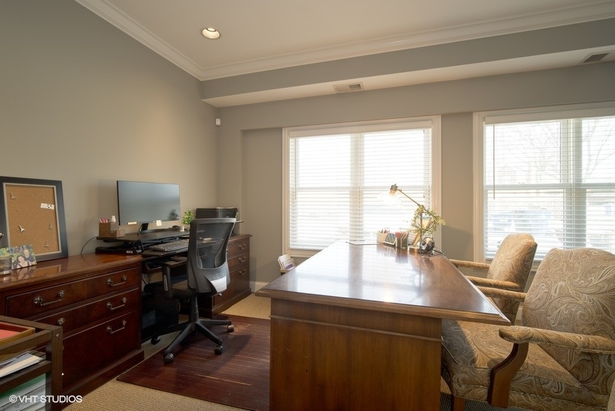 518 E Northwest Highway