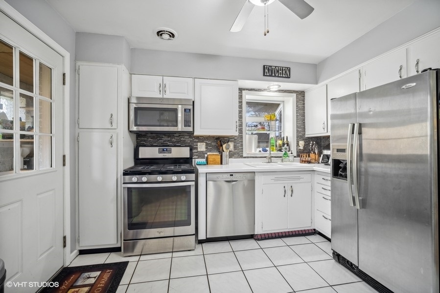 112 N Broadway Avenue