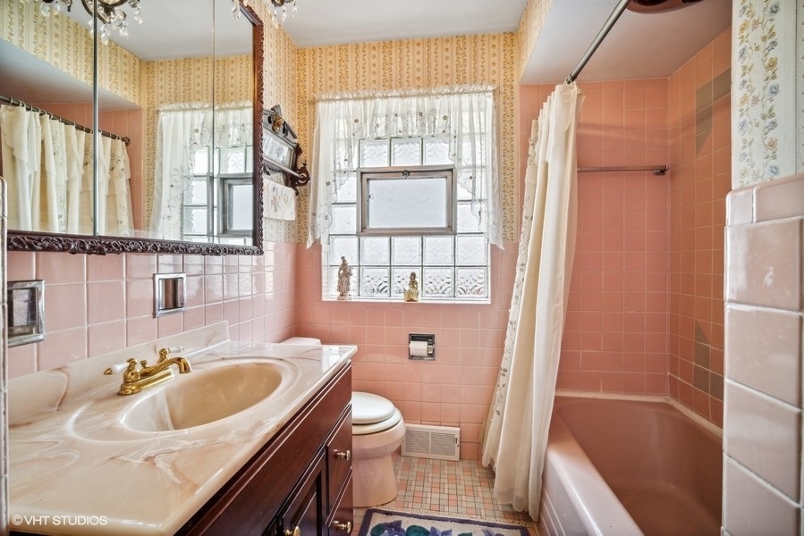 7655 Le Claire Avenue