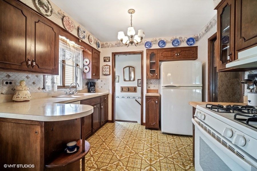 7655 Le Claire Avenue