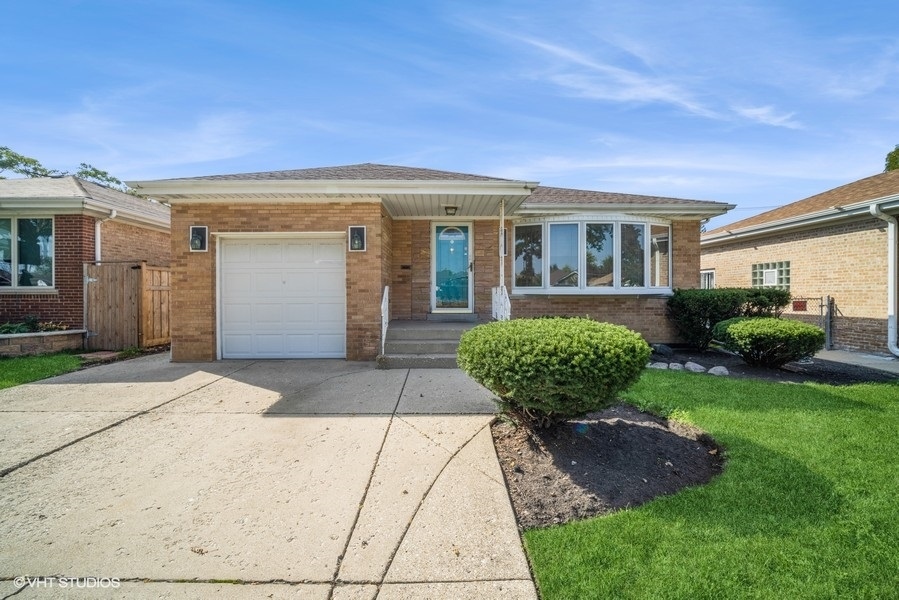 7646 N Harlem Avenue