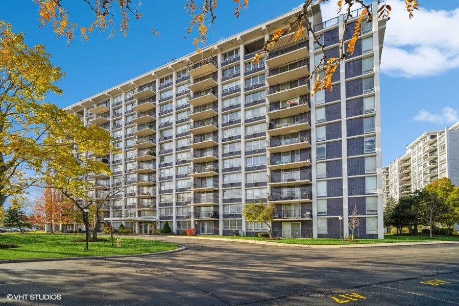 8801 W golf Road Unit: 10E