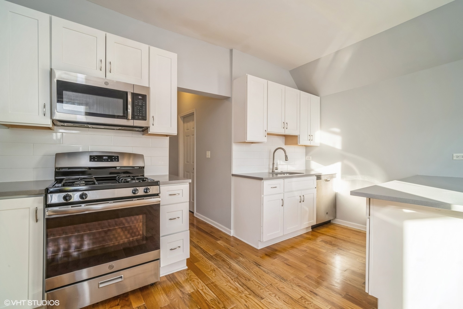 3645 W McLean Avenue Unit: 2