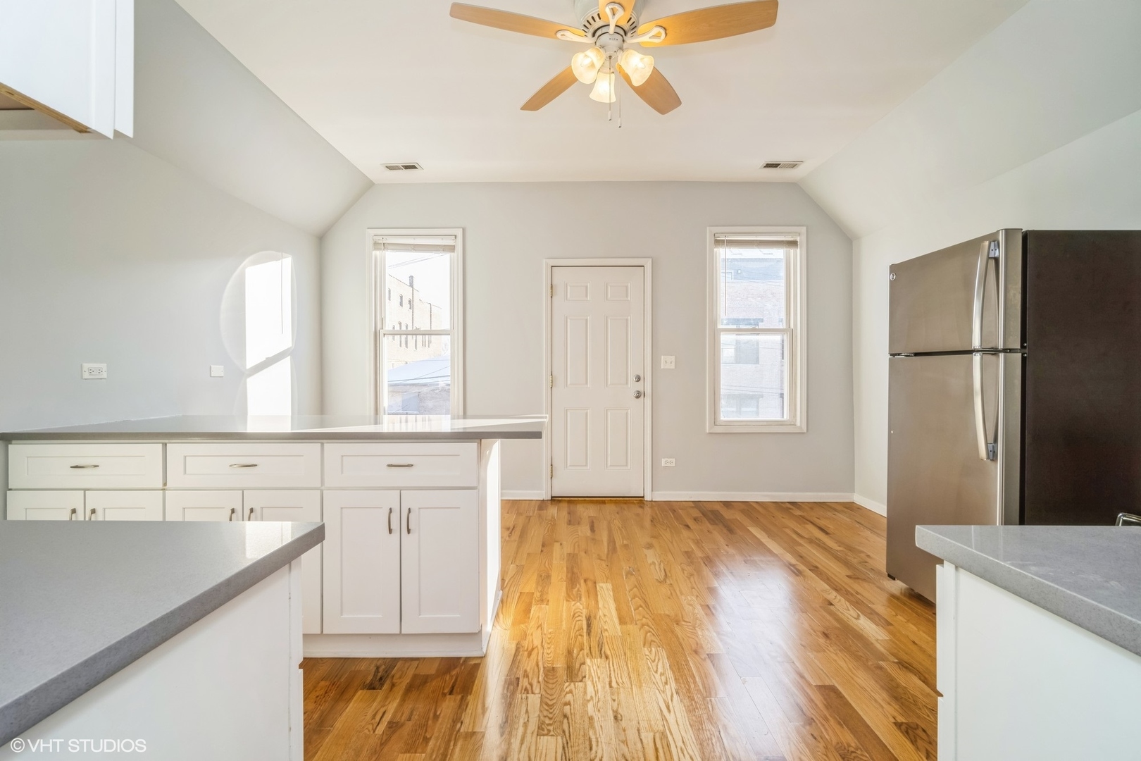 3645 W McLean Avenue Unit: 2