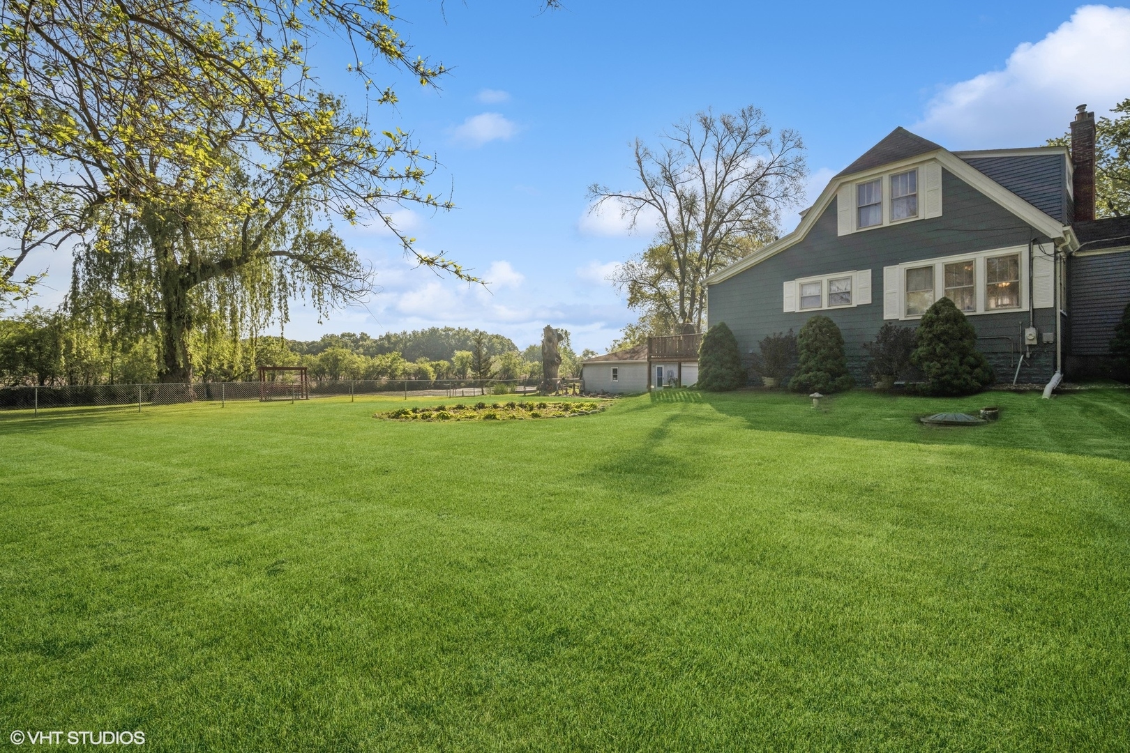 38201 N Watts Avenue