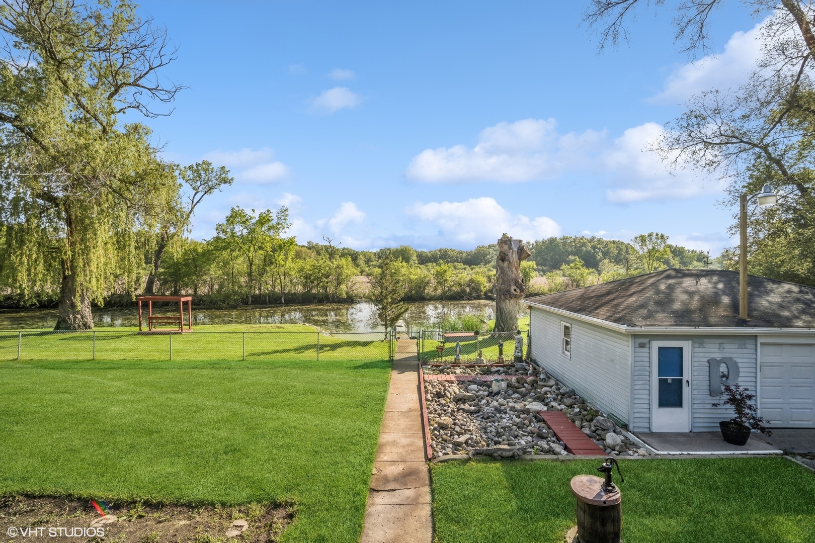 38201 N Watts Avenue