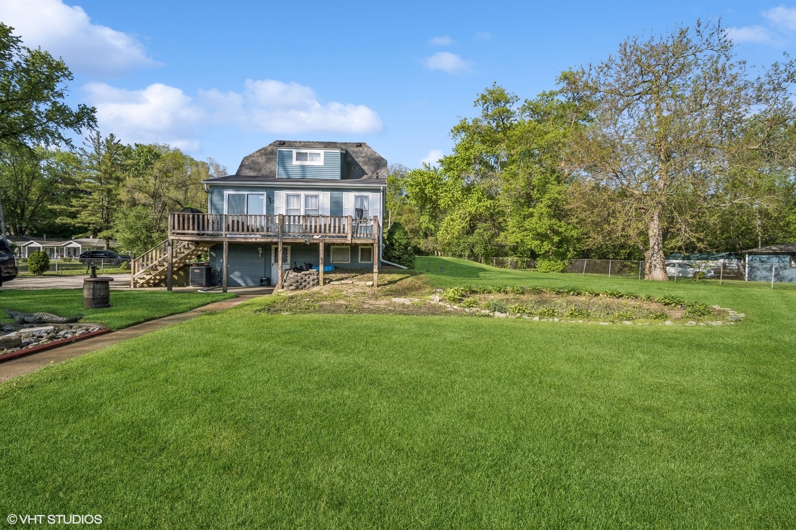 38201 N Watts Avenue