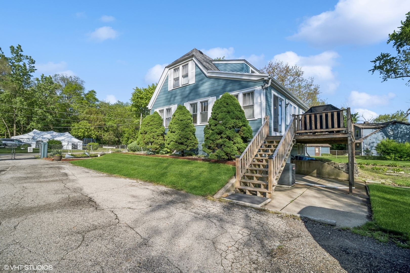 38201 N Watts Avenue