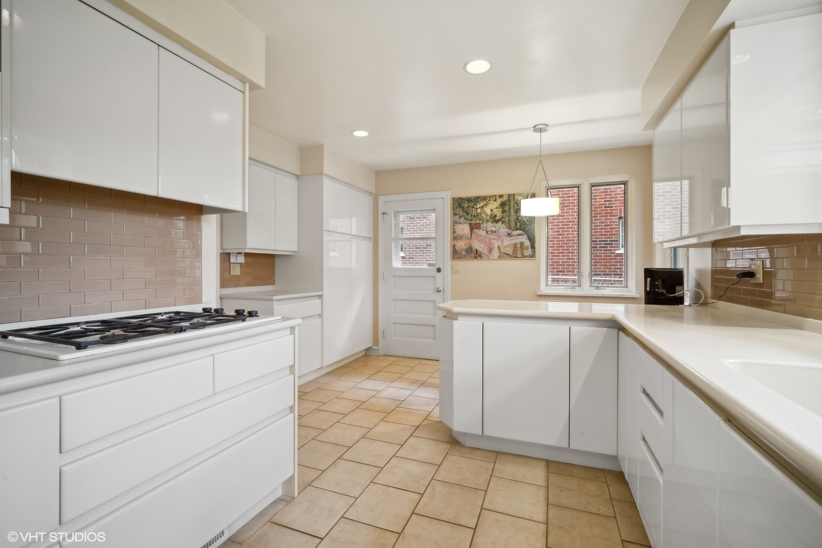 2001 Woodland Avenue