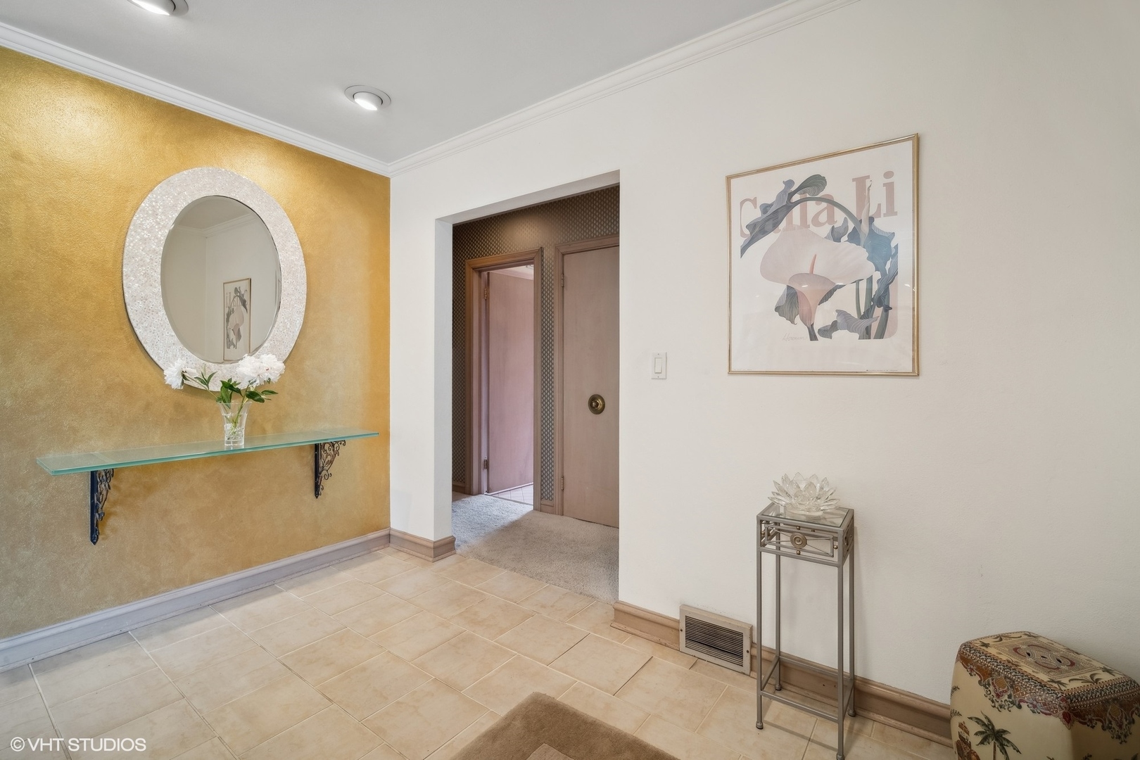 2001 Woodland Avenue