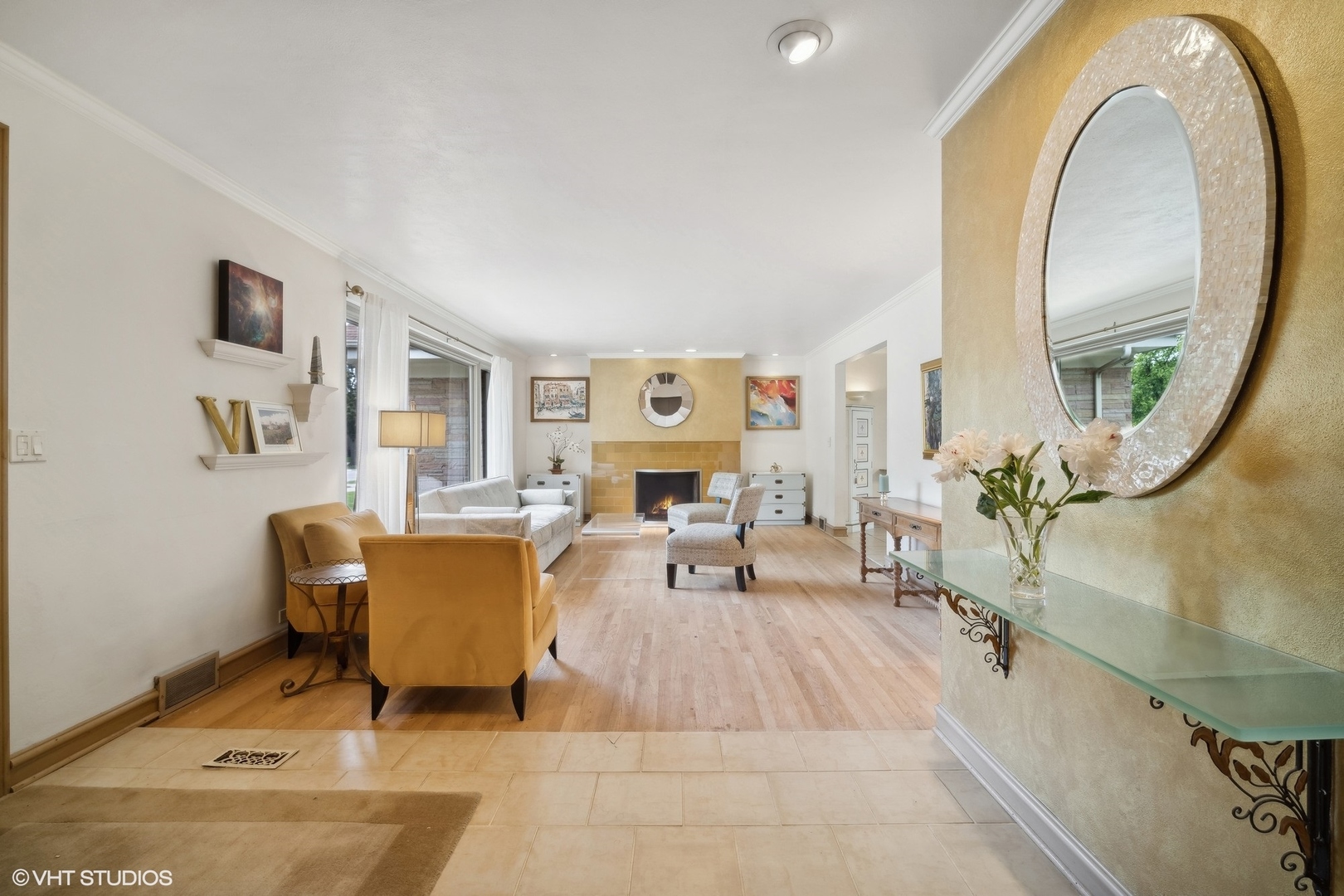 2001 Woodland Avenue