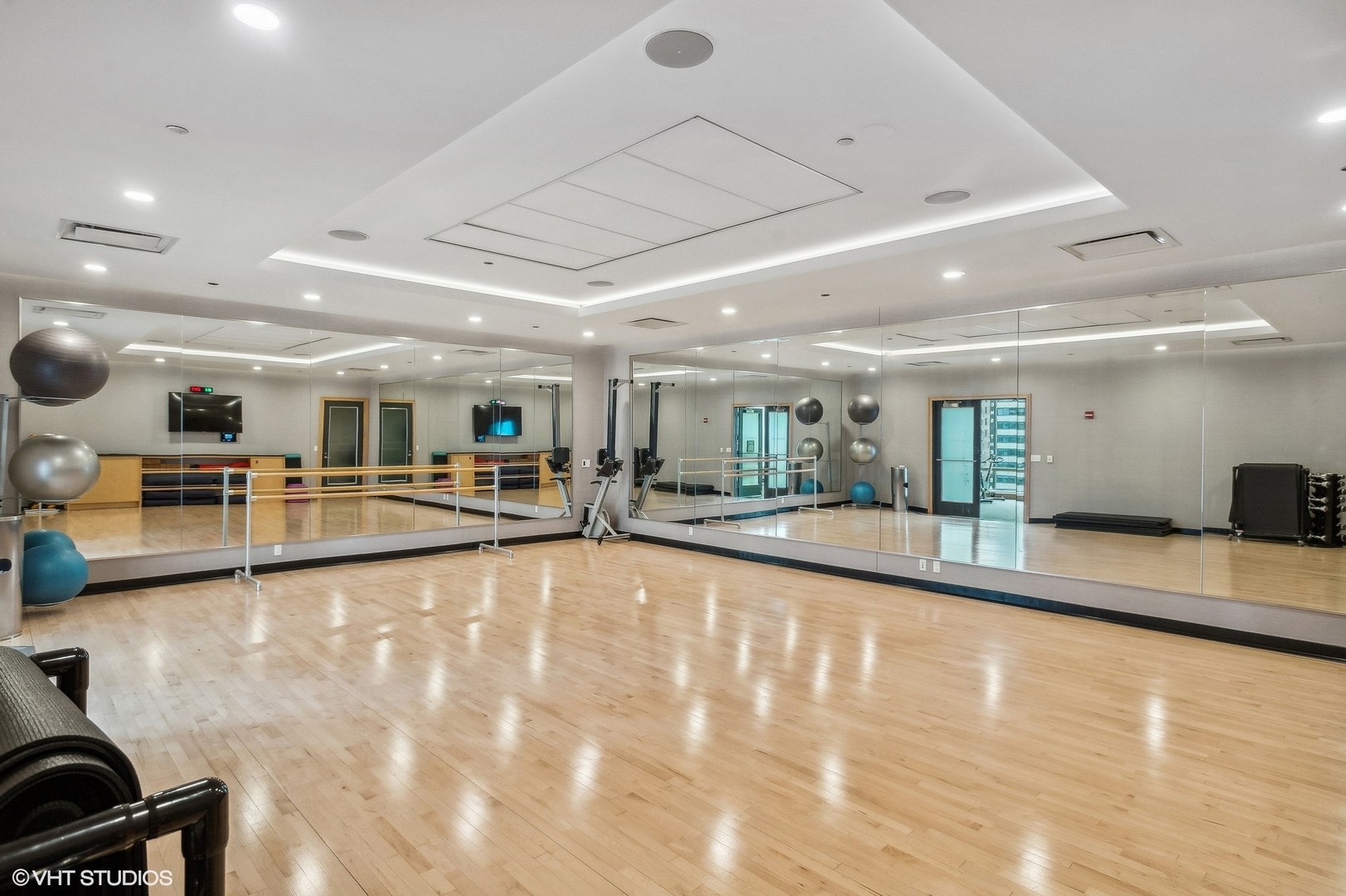 401 N Wabash Avenue Unit: 45B