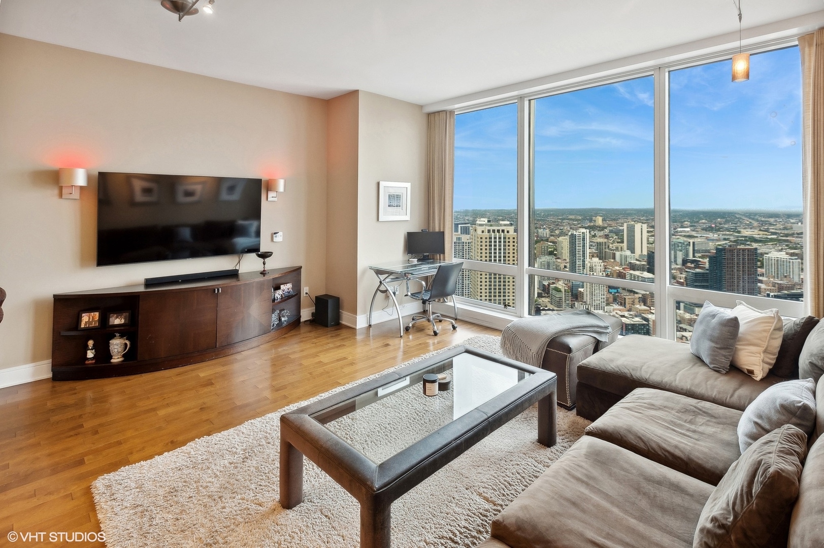 401 N Wabash Avenue Unit: 45B
