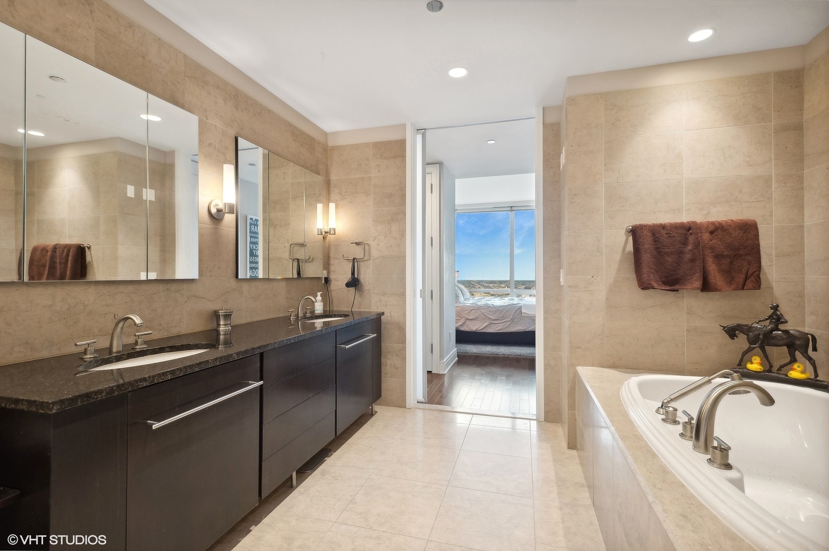 401 N Wabash Avenue Unit: 45B