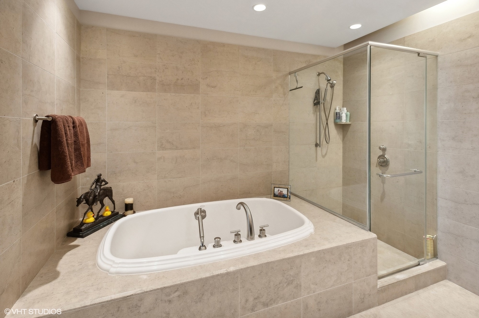 401 N Wabash Avenue Unit: 45B