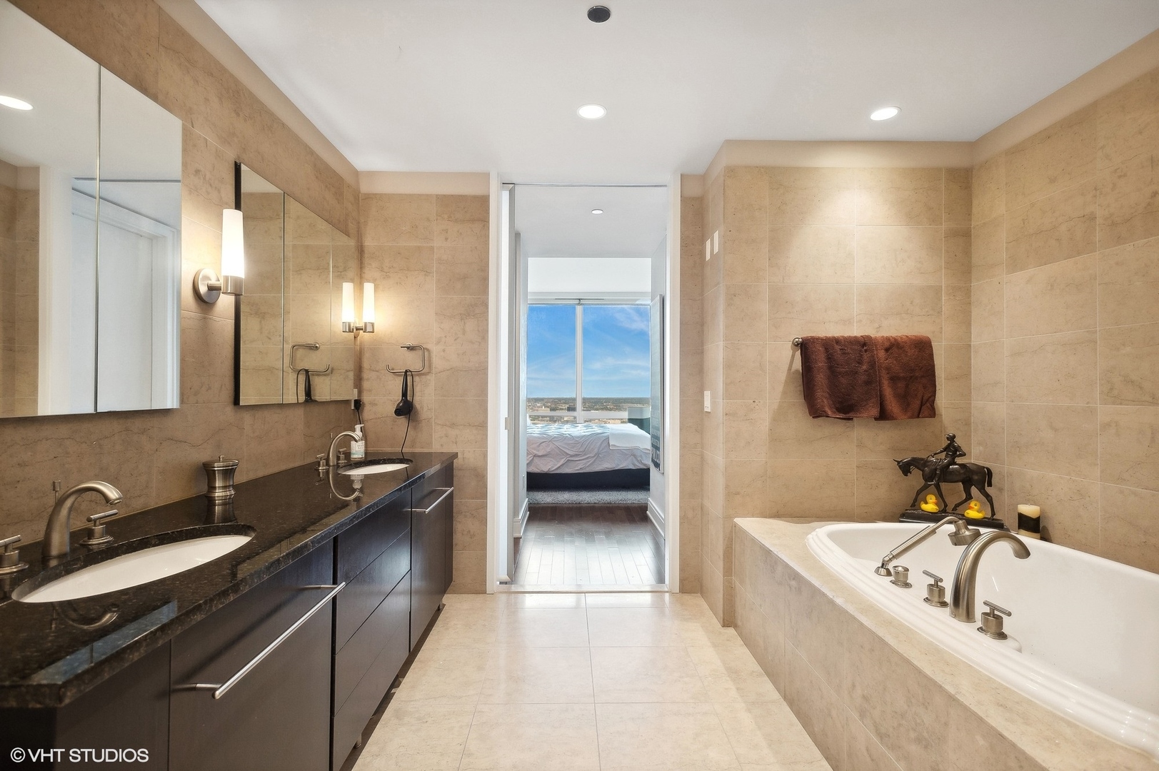 401 N Wabash Avenue Unit: 45B