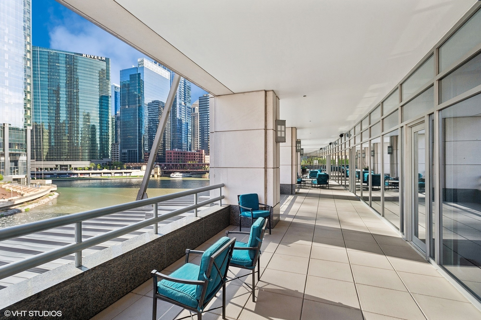 333 N Canal Street Unit: 1706