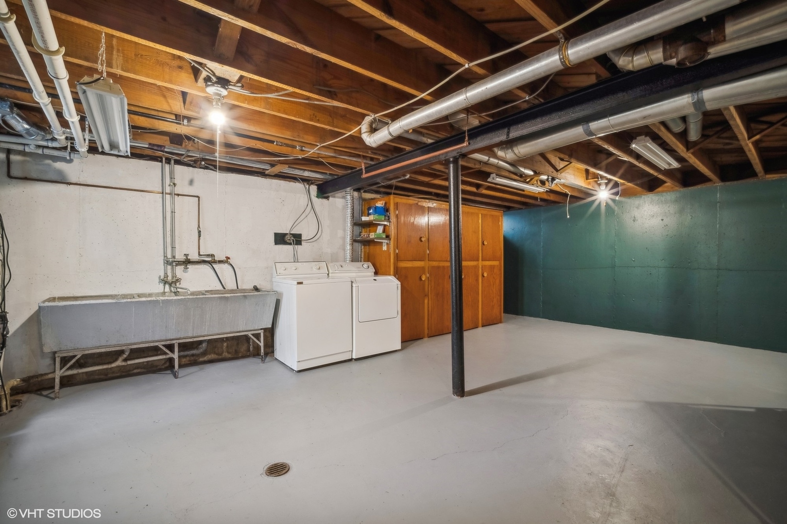 9363 Oak Park Avenue