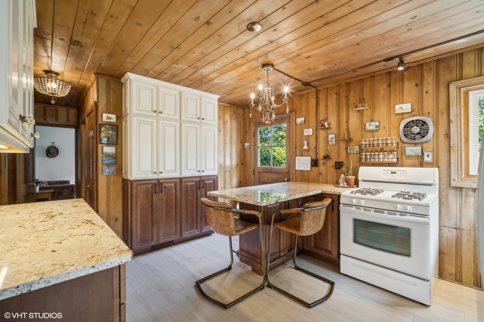 9363 Oak Park Avenue