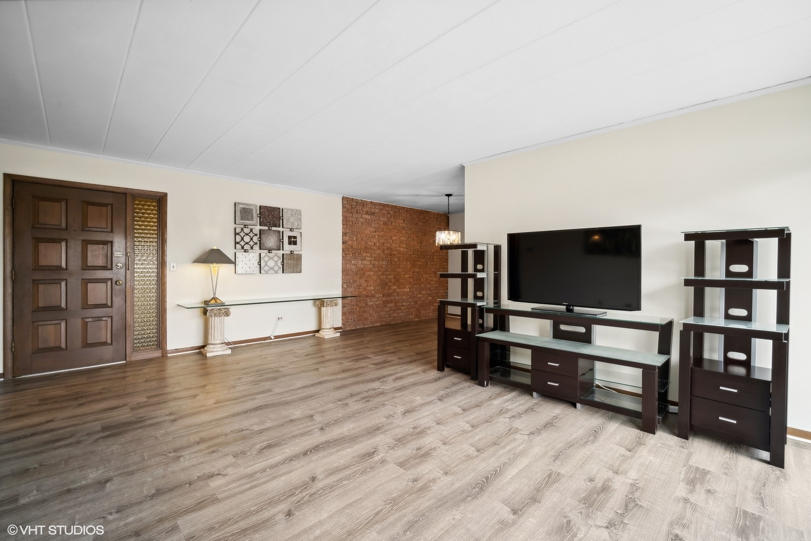 2 N Dee Road Unit: 103