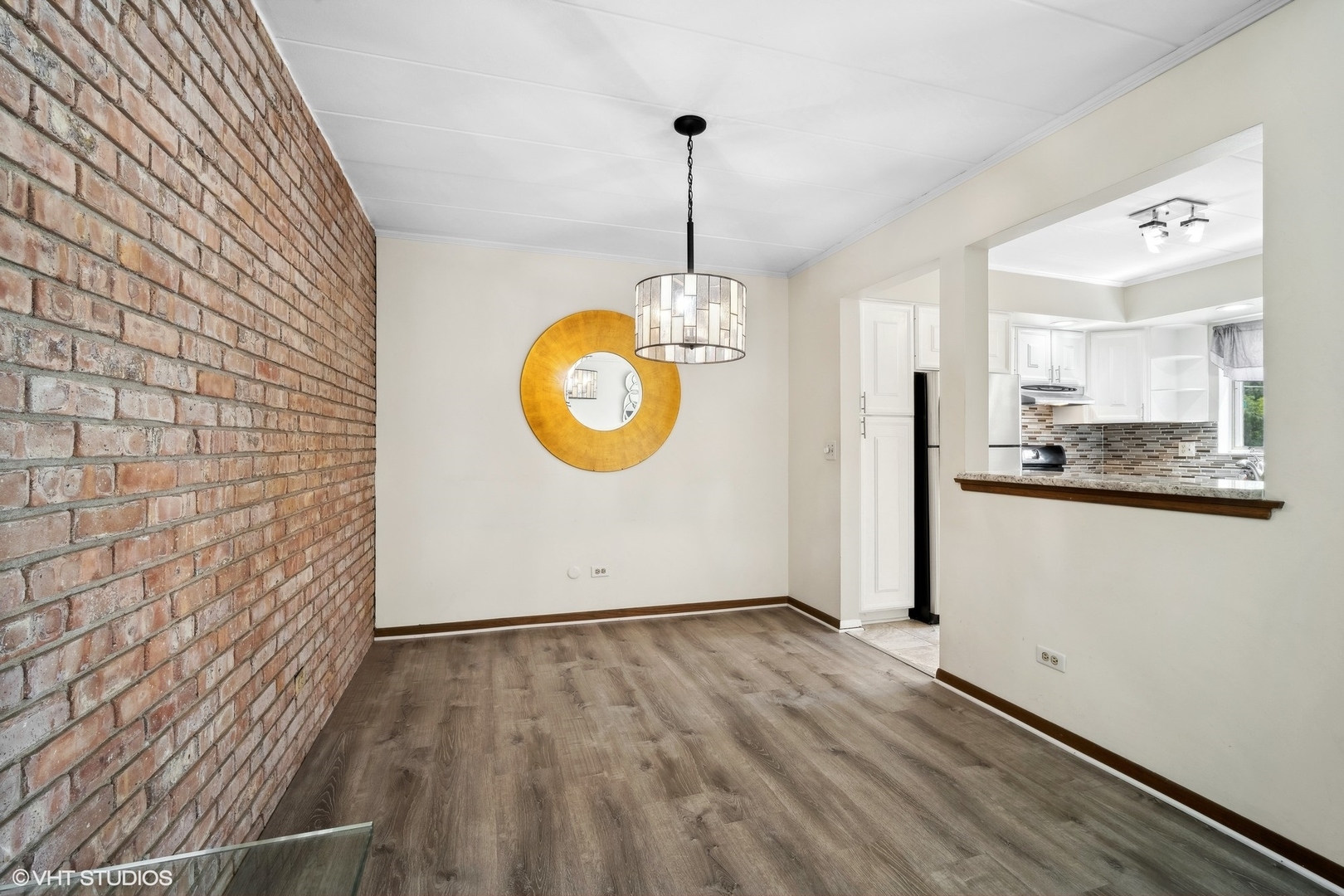 2 N Dee Road Unit: 103