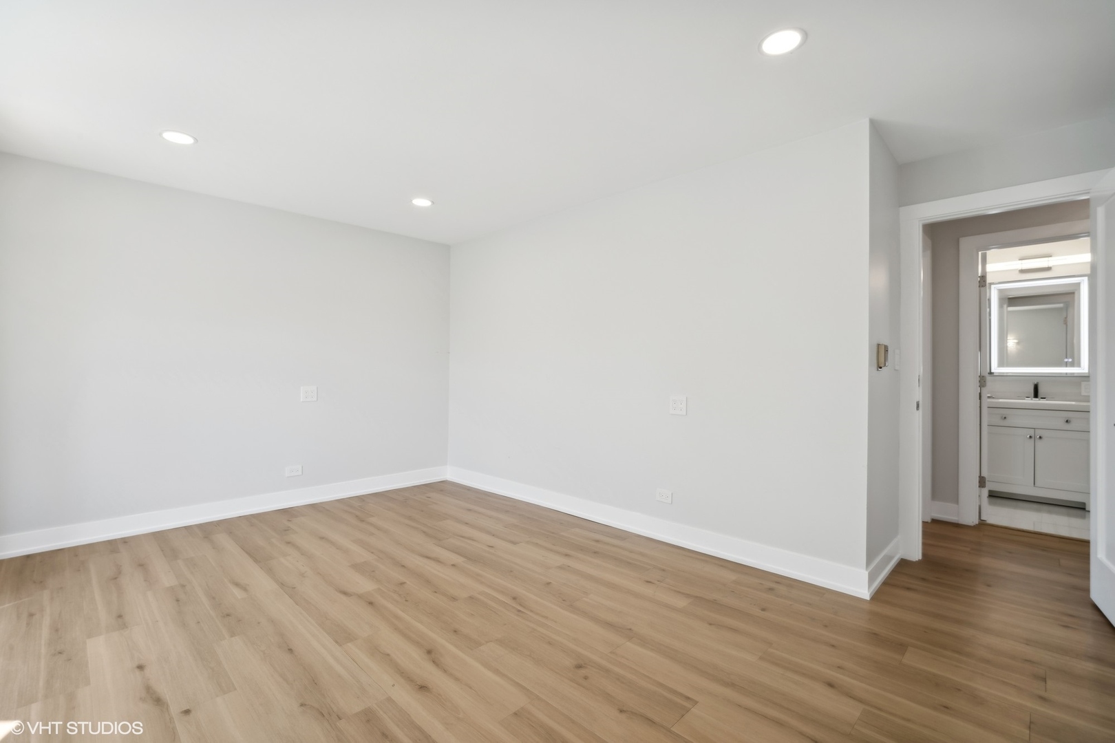 2500 Archbury Lane Unit: 2A