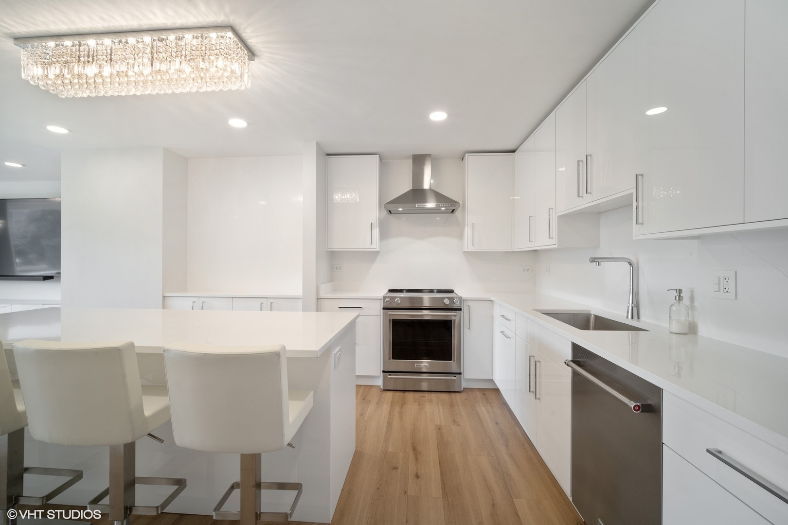 2500 Archbury Lane Unit: 2A