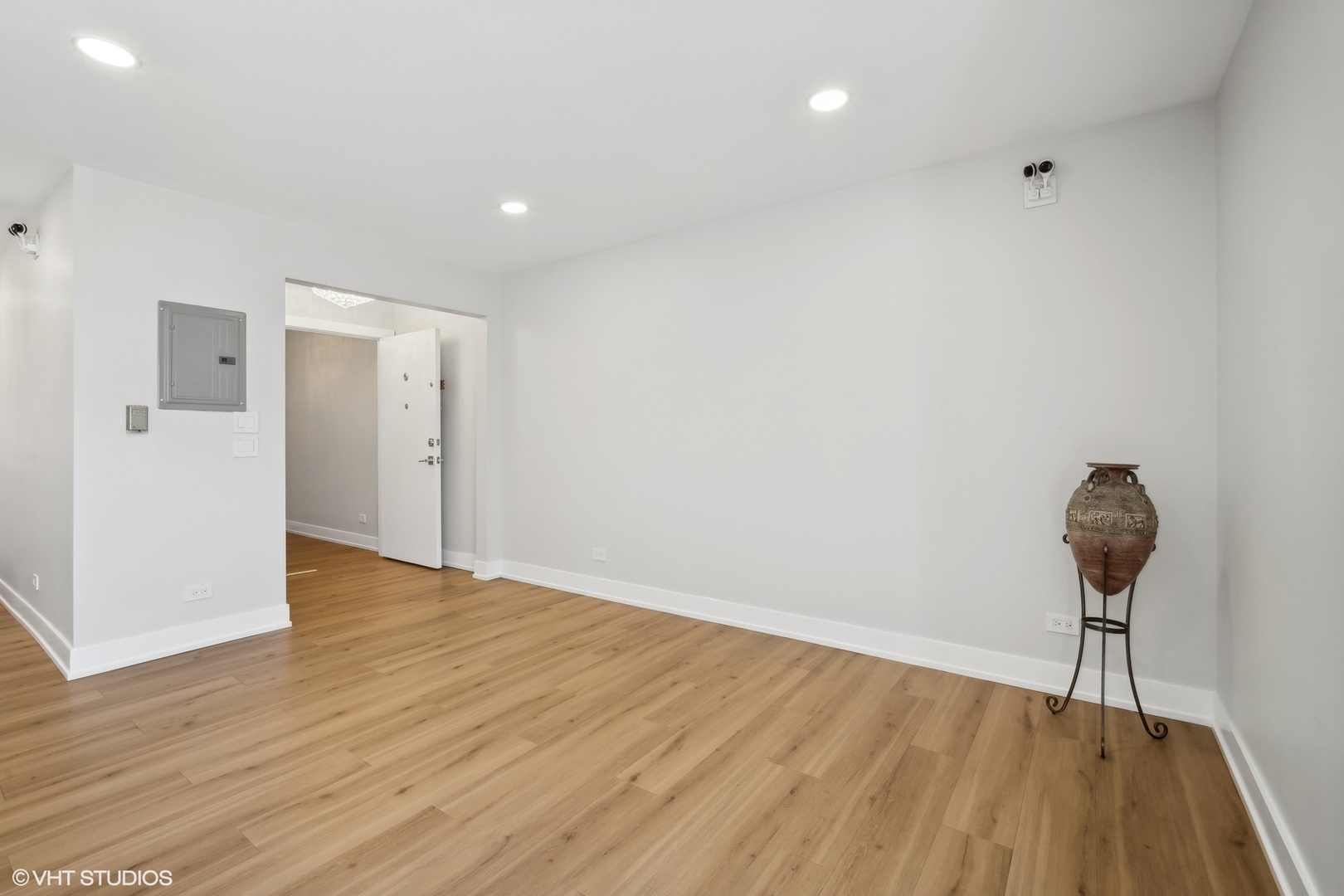 2500 Archbury Lane Unit: 2A