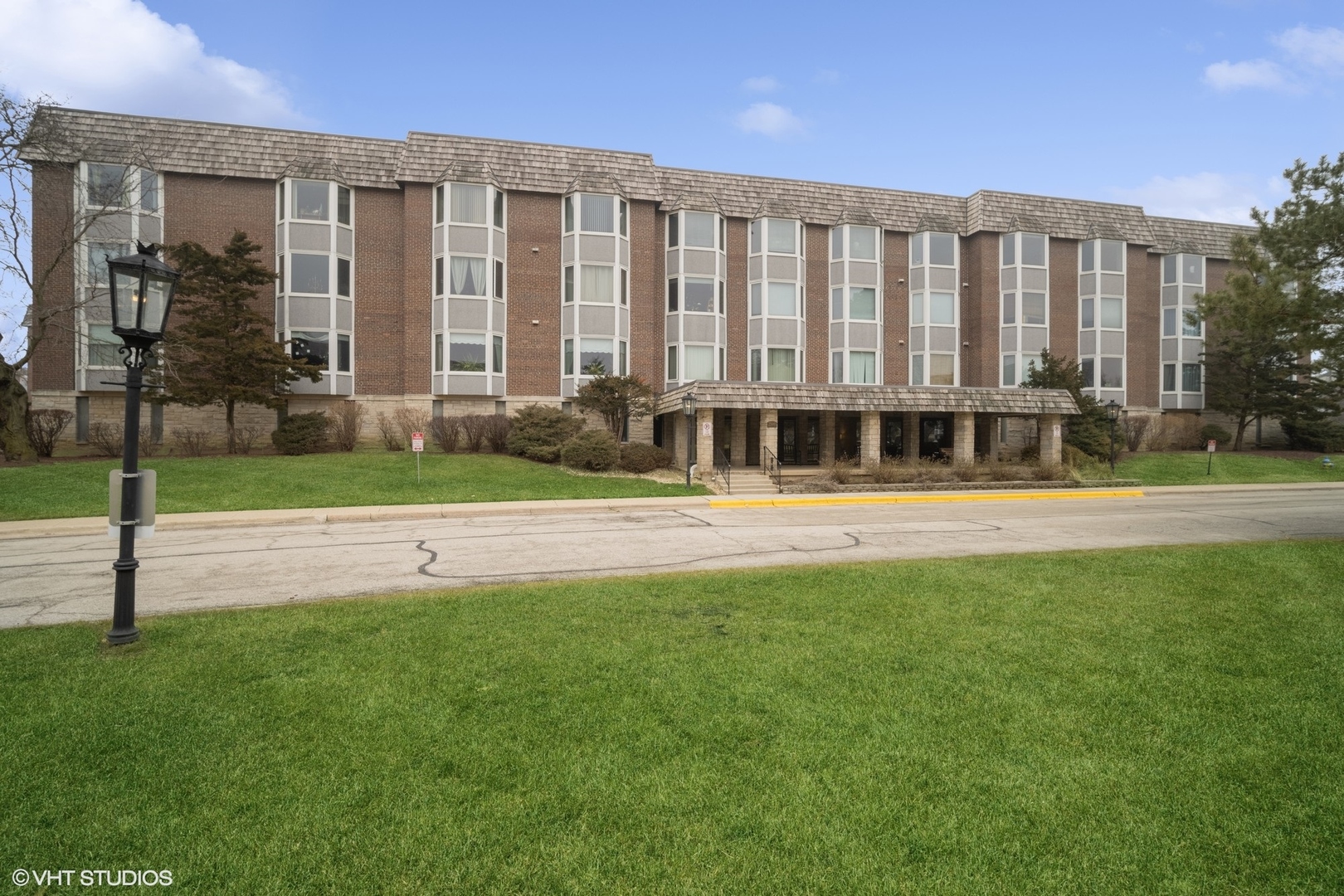 2500 Archbury Lane Unit: 3D