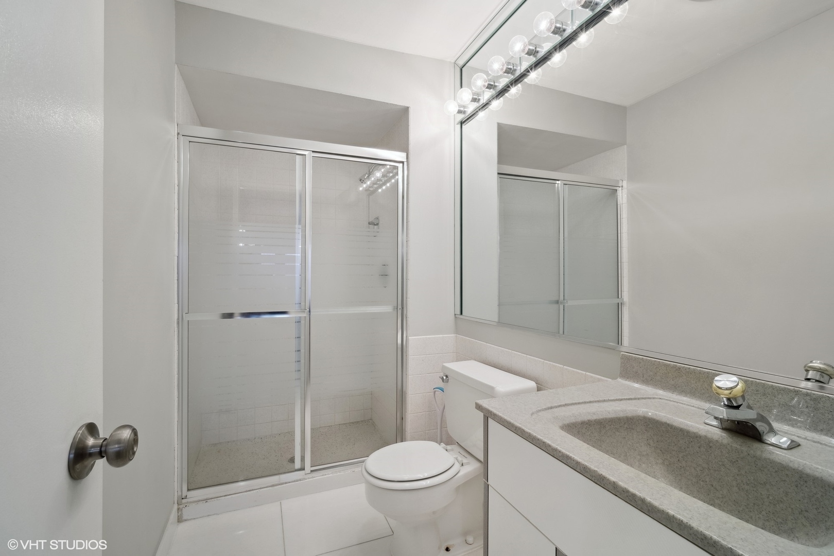 2500 Archbury Lane Unit: 3D