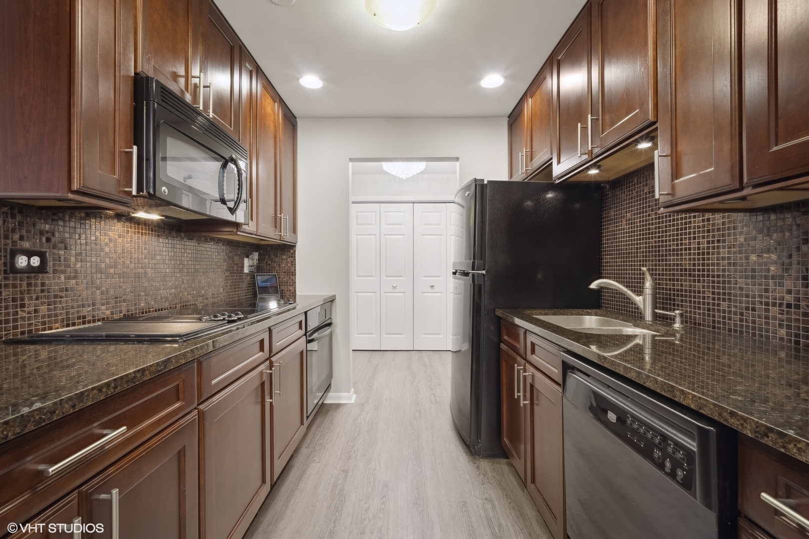 2500 Archbury Lane Unit: 3D