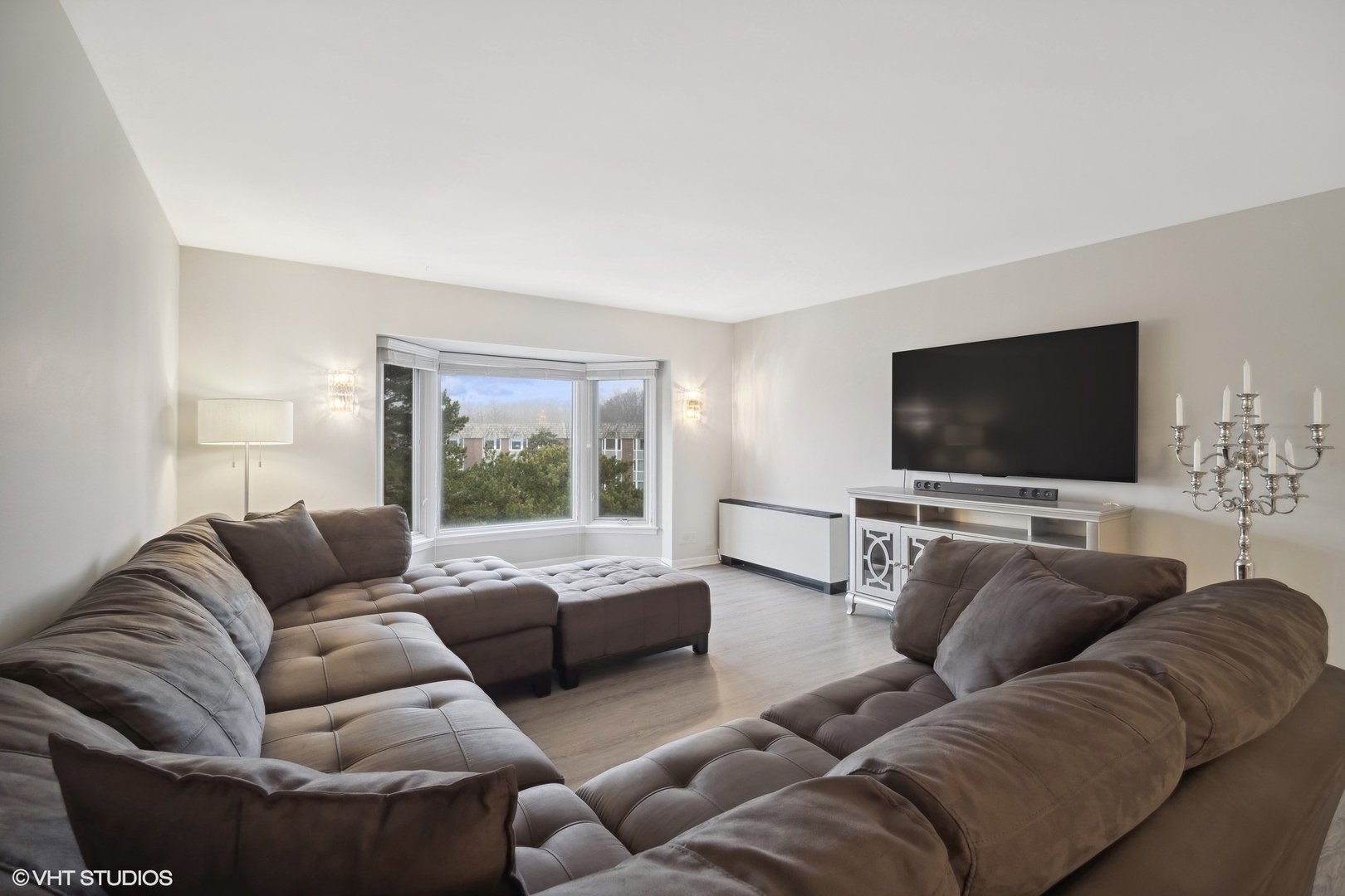 2500 Archbury Lane Unit: 3D