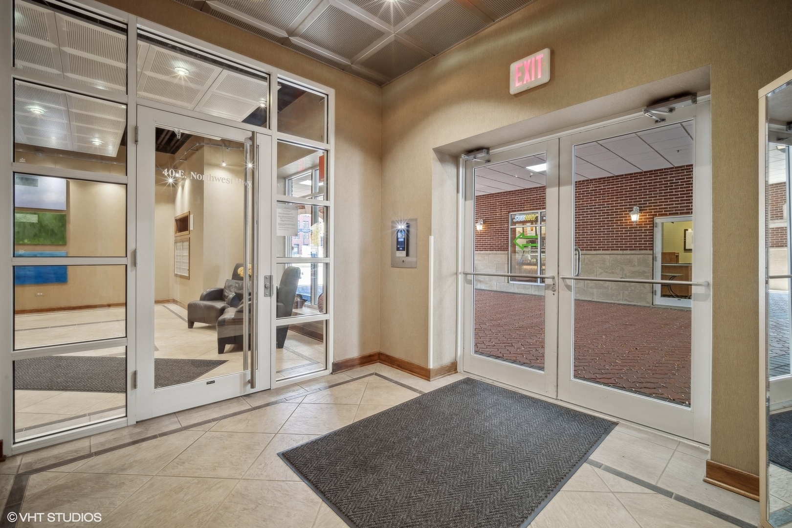 40 E Northwest Highway Unit: 316