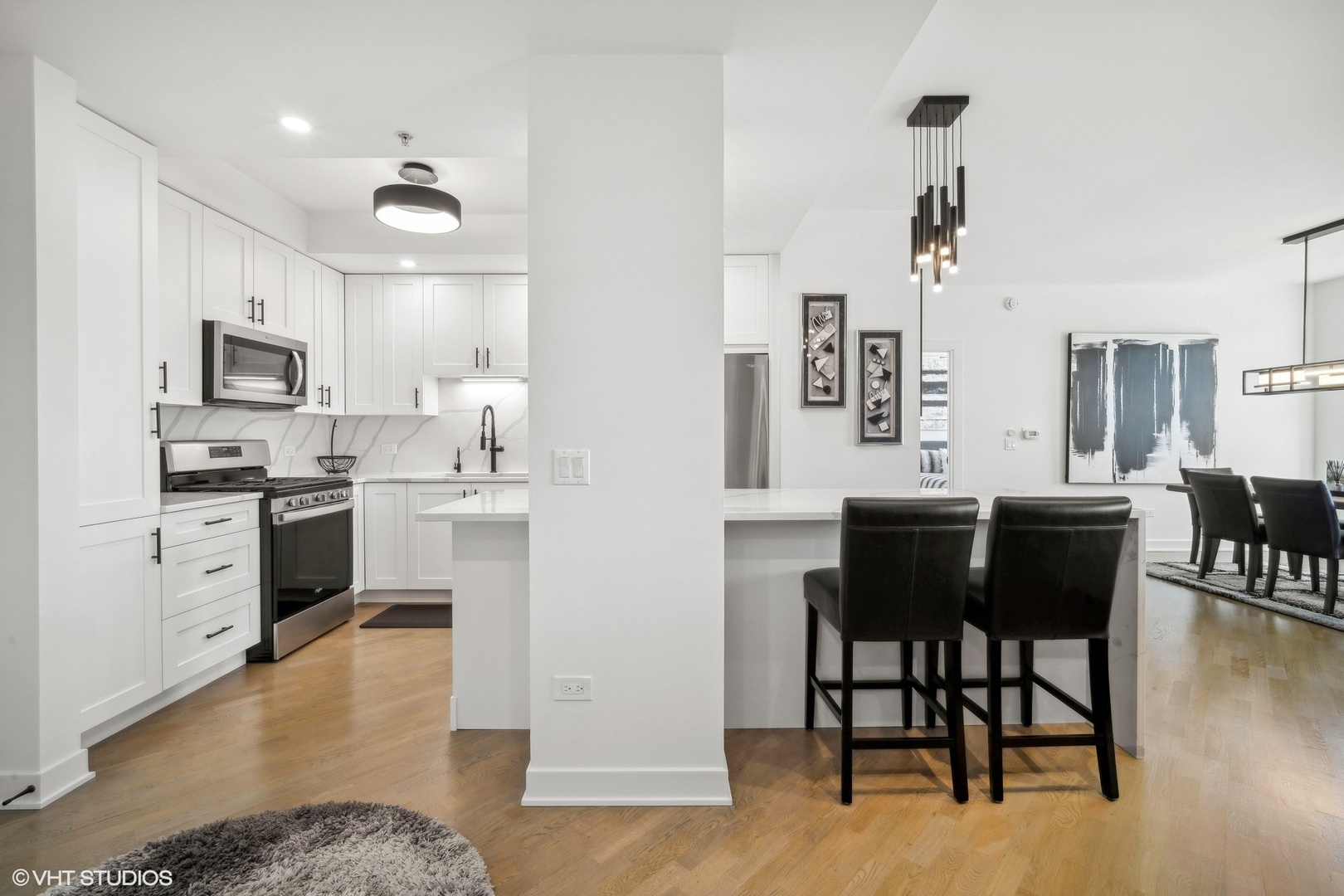 40 E Northwest Highway Unit: 316